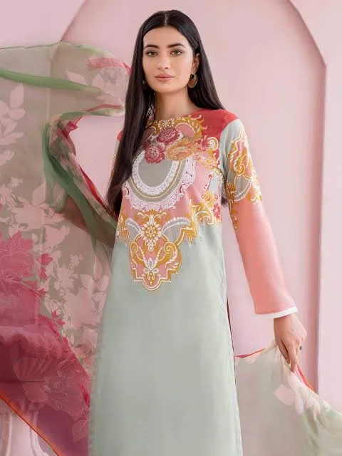 15 Zaroori Saman Pakistan