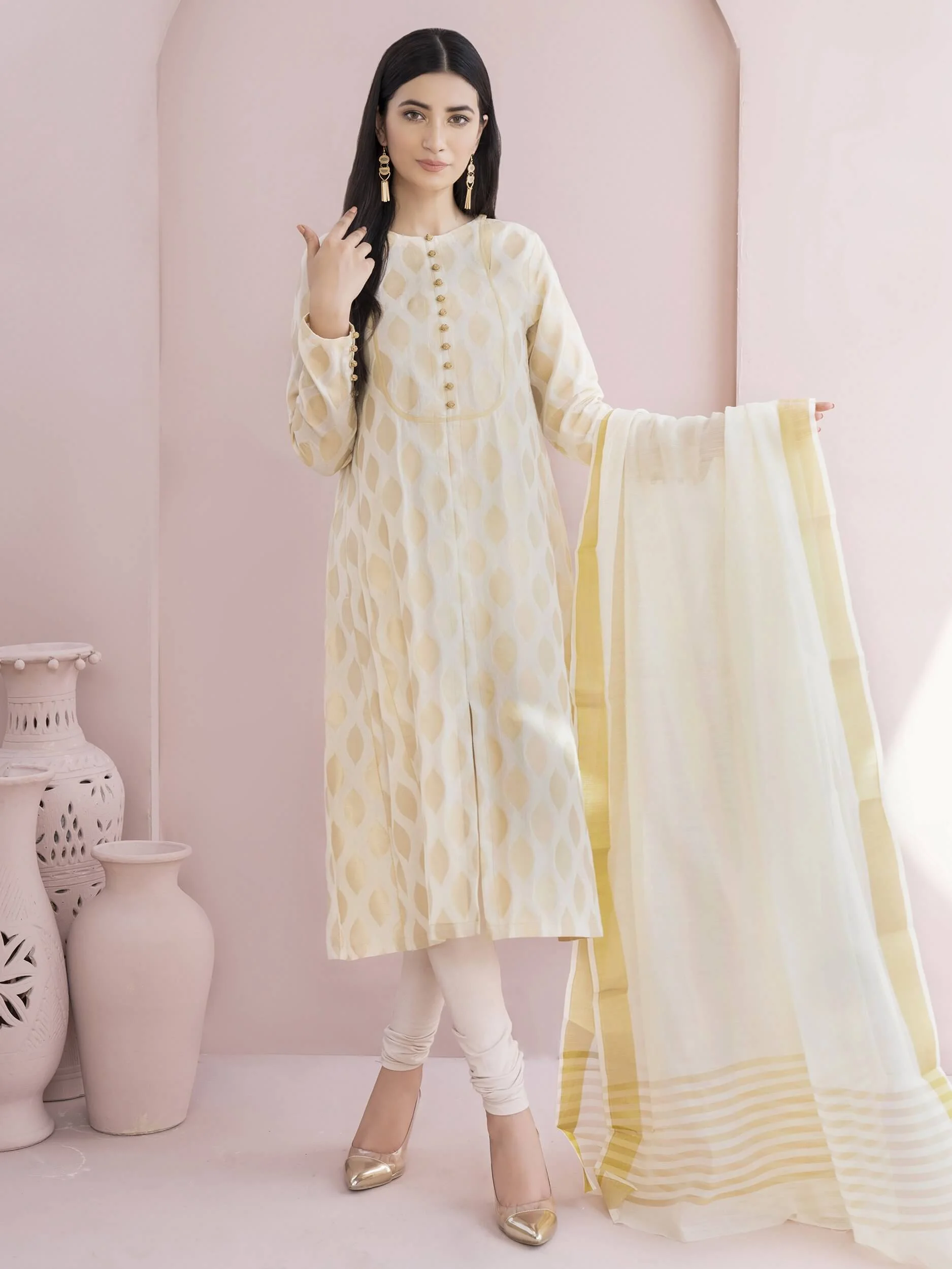 22c Zaroori Saman Pakistan