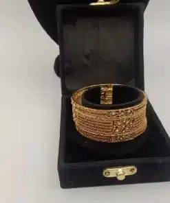 bangles Zaroori Saman Pakistan