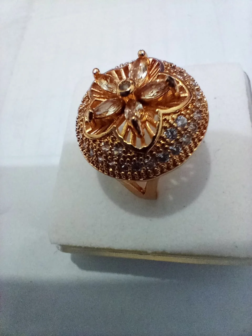 golden Zaroori Saman Pakistan