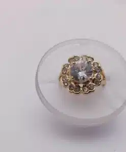 crystal Zaroori Saman Pakistan