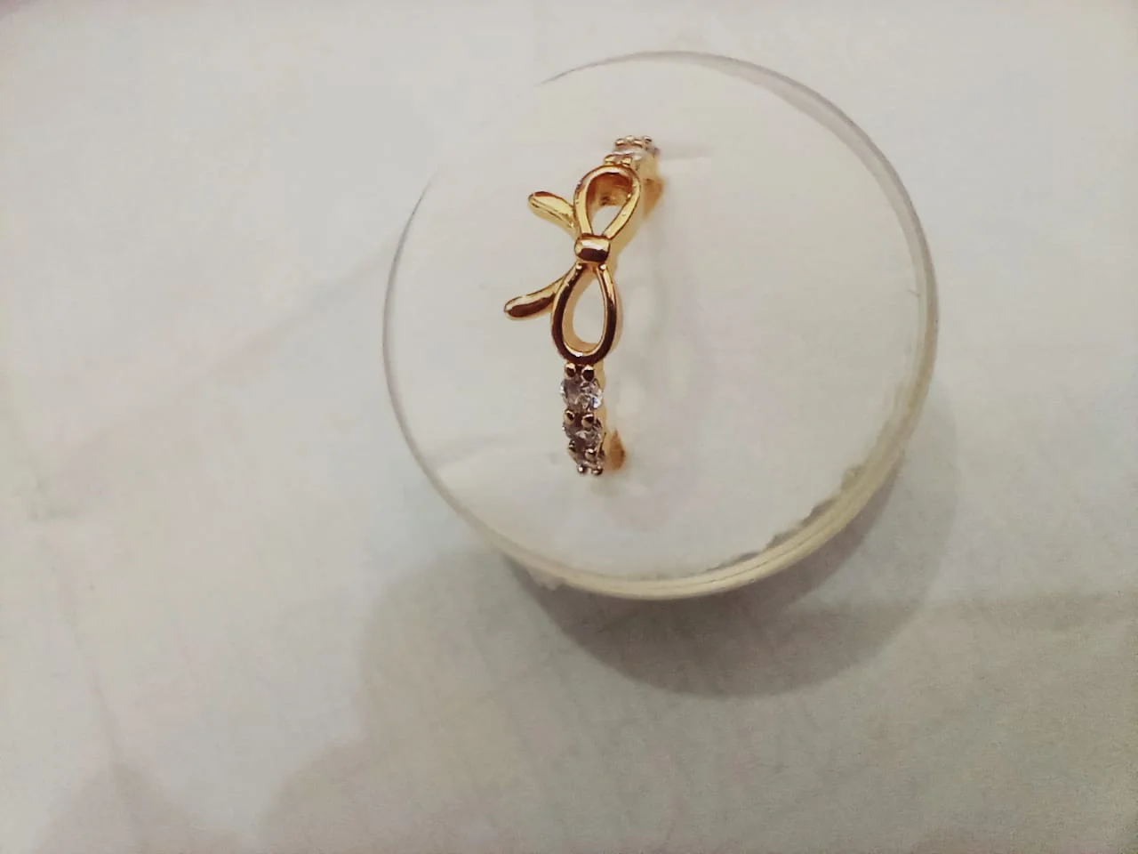 stunning ring Zaroori Saman Pakistan