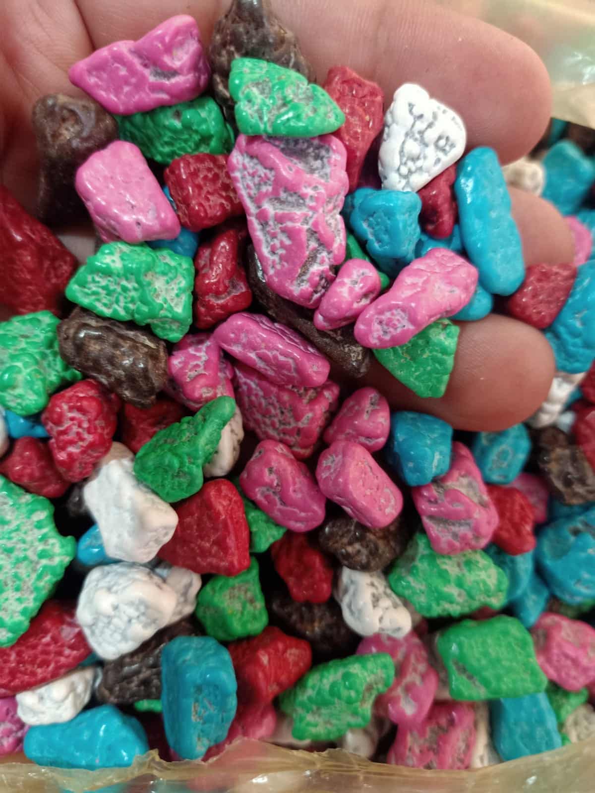 Milky Chocolate Stone Amazing Taste Zaroori Saman Milky Chocolate Stone Amazing Taste Zaroori Saman