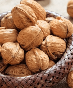 Akhroot Kagzi Desi – Walnuts in Soft Shell 3 Zaroori Saman Pakistan